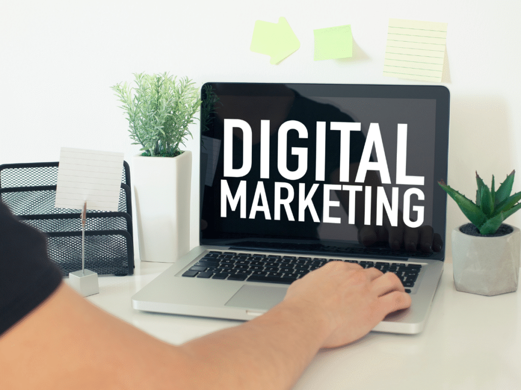 Expert team behind our digital marketing course
